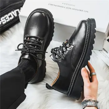 2023 Novos Sapatos de Couro Preto dos Homens do Estilo Britânico de Fundo Macio Cabeça Grande de Jovens Médio Masculino Desgaste Formal de Negócios Sapatos