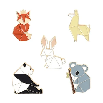 5 PCS Animal Esmalte Pinos Conjunto de desenhos animados Fox Panda Koala Alpaca Coelho Pin de Lapela Broches Distintivos Para Mochilas, Jaquetas