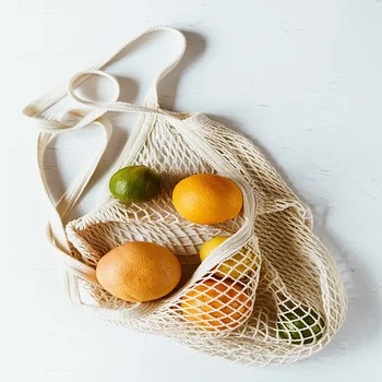 Levar uma pequena Japonesa fresco net saco de tecido líquido escavado saco de rede de pesca de praia, roupas de saco de compras